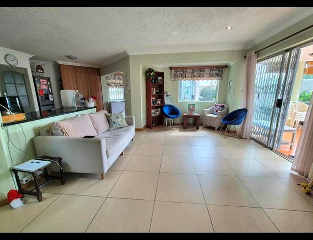 3 BEDROOM CLUSTER FOR SALE IN BEYERS PARK